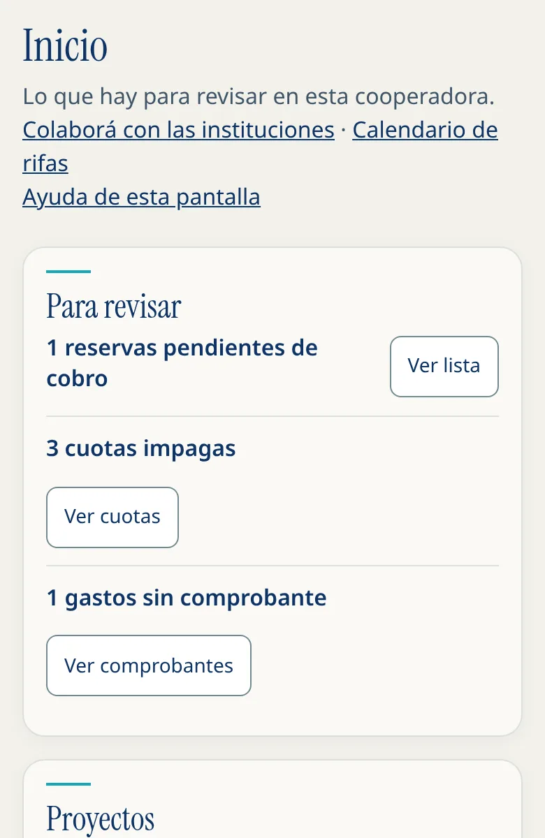 Pantalla de Inicio de la app: lista «Para revisar» con reservas pendientes, cuotas impagas y gastos sin comprobante.